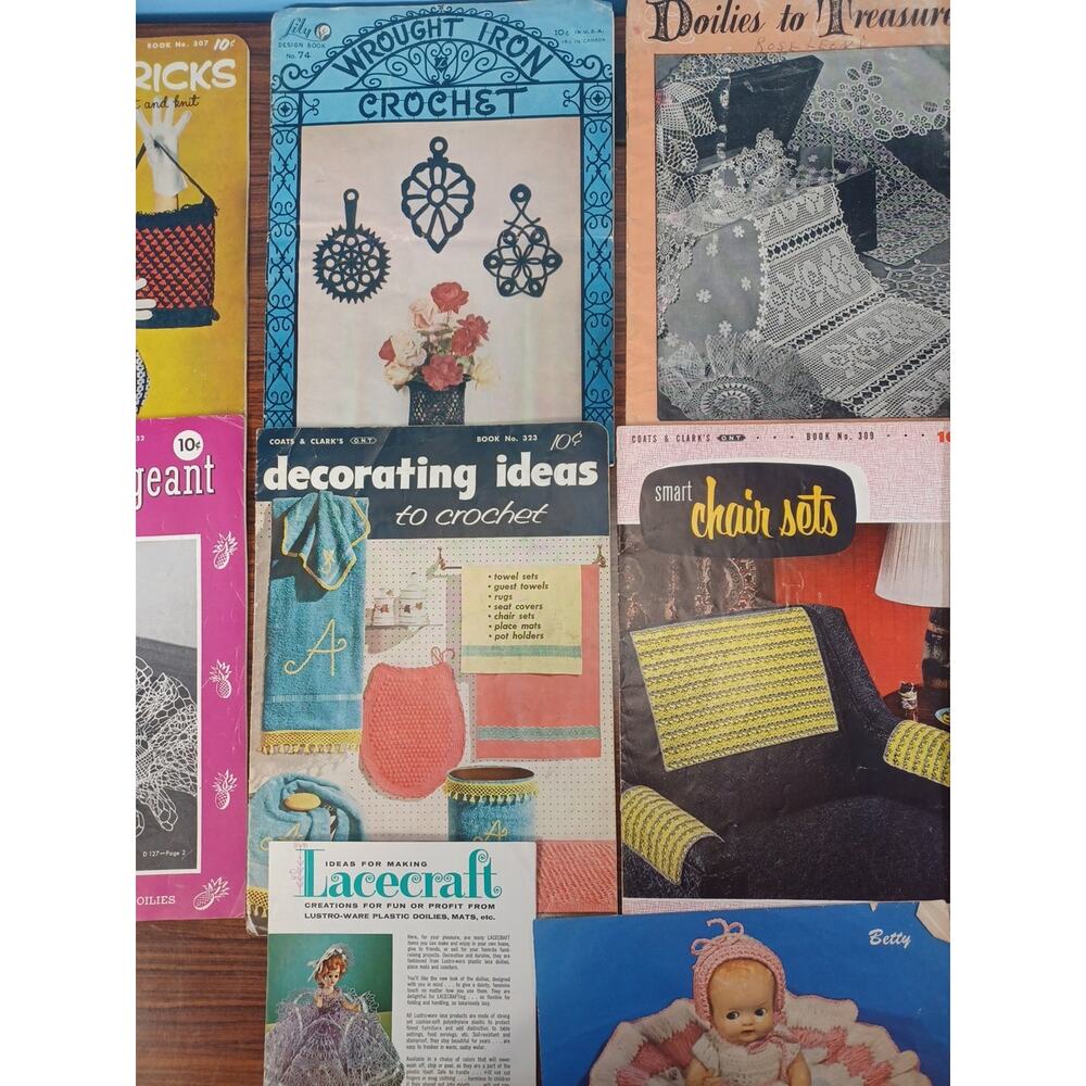 Vintage Crocheting & Knitting Books Doily,Dolls,Art Fun 1940's - 1960's Crafts - Picture 4 of 12